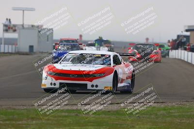 media/Jan-18-2026-CalClub SCCA (Sun) [[8bc6468723]]/Group 5 Race/Turn 1/